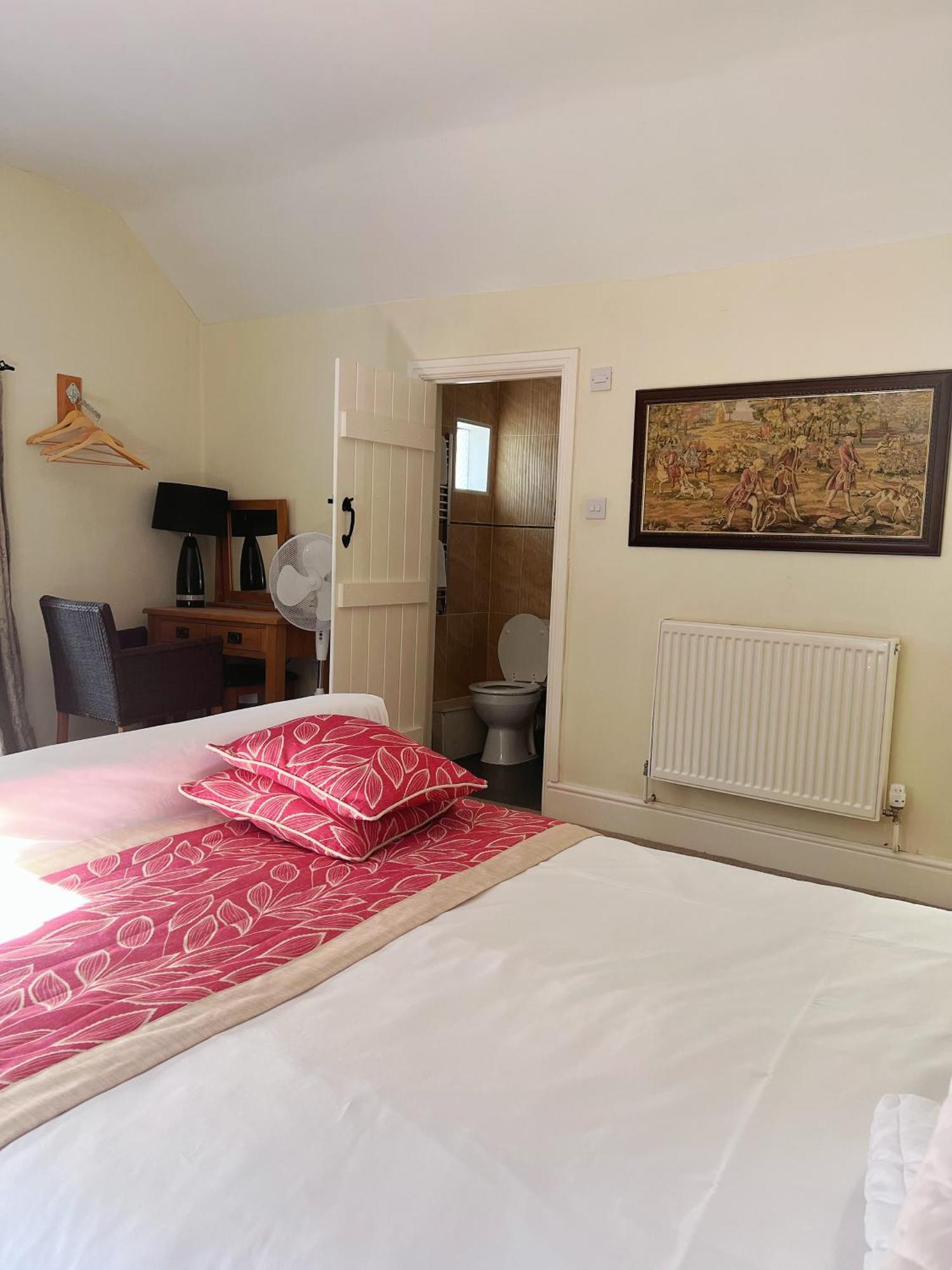 The Crown Hotel Corwen Zewnętrze zdjęcie
